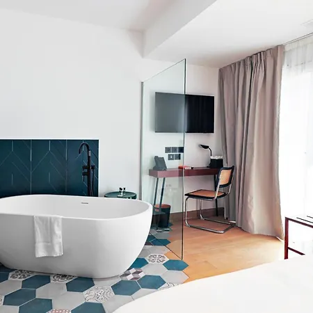 Victoria Boutique 4*
