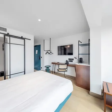 Urban Style Victoria Boutique Hotel