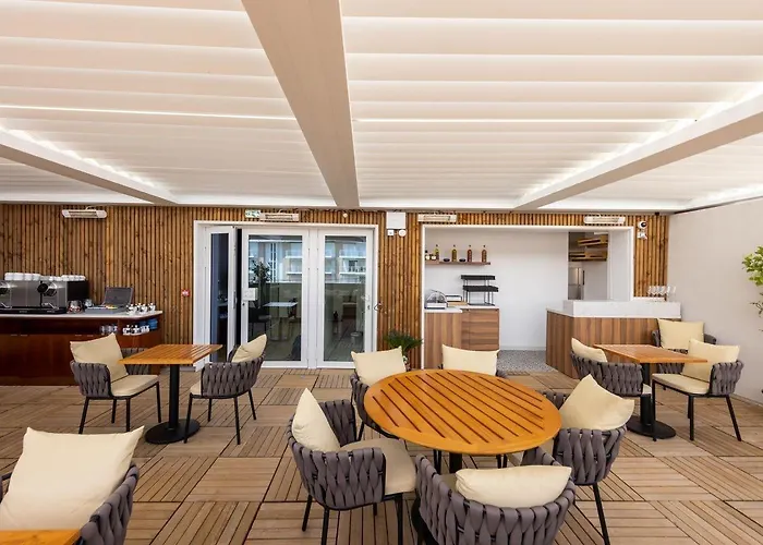 Urban Style Victoria Boutique فندق