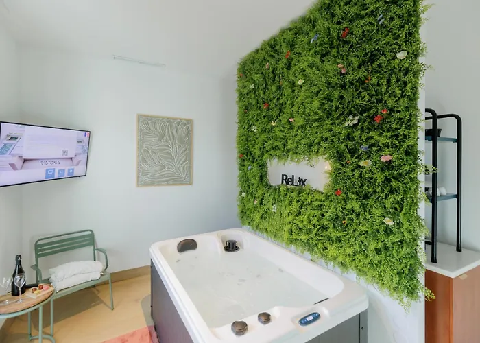 فندق Urban Style Victoria Boutique 4*