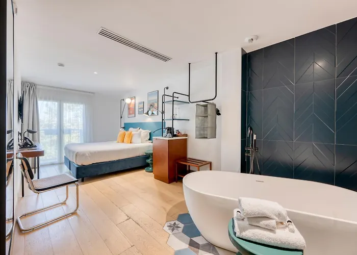 Urban Style Victoria Boutique